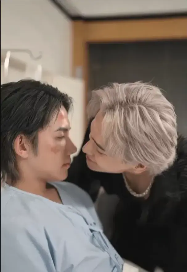 泰剧《老鼠爱上猫》全集高清在线观看-1080P无删减双男主剧-泰语中字完整版全53集免费播放-腹黑猫鼠CP禁忌之恋