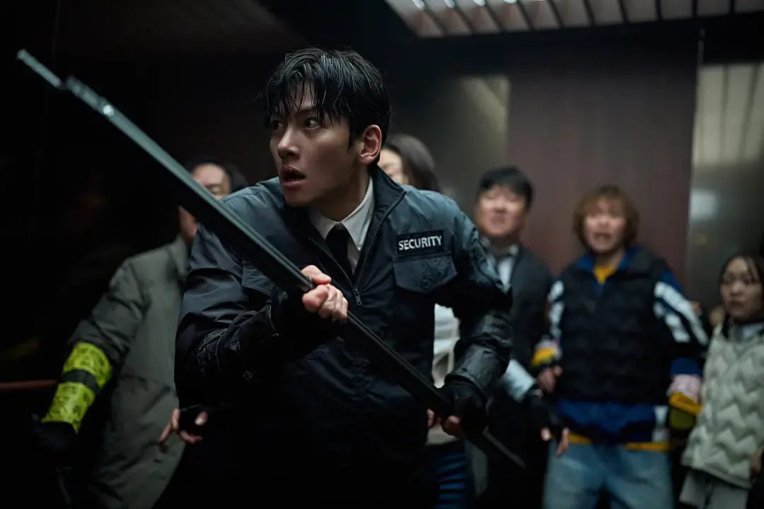 韩国电影《群体》2026年高清全集完整版免费观看-全智贤具教焕主演恐怖片《群体》1080P无删减资源-在线流畅播放