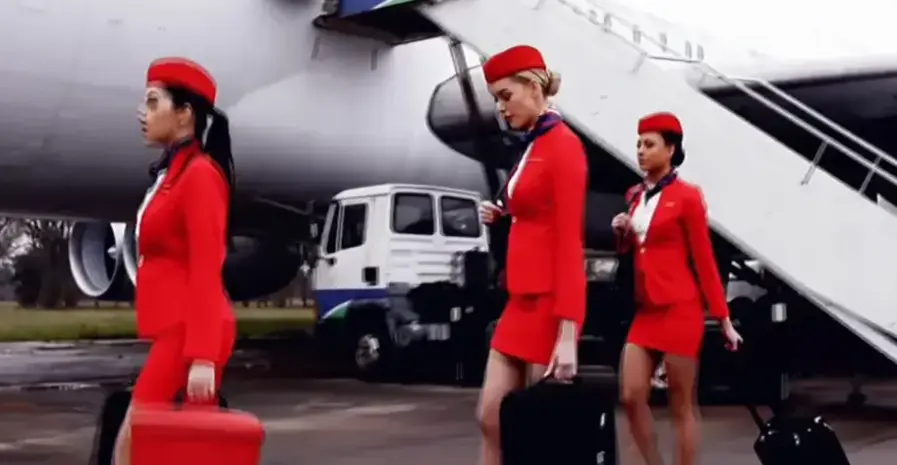 《法国空姐2018》完整版高清中字在线观看-多塞尔航空全集免费播放-法版满天星电影资源