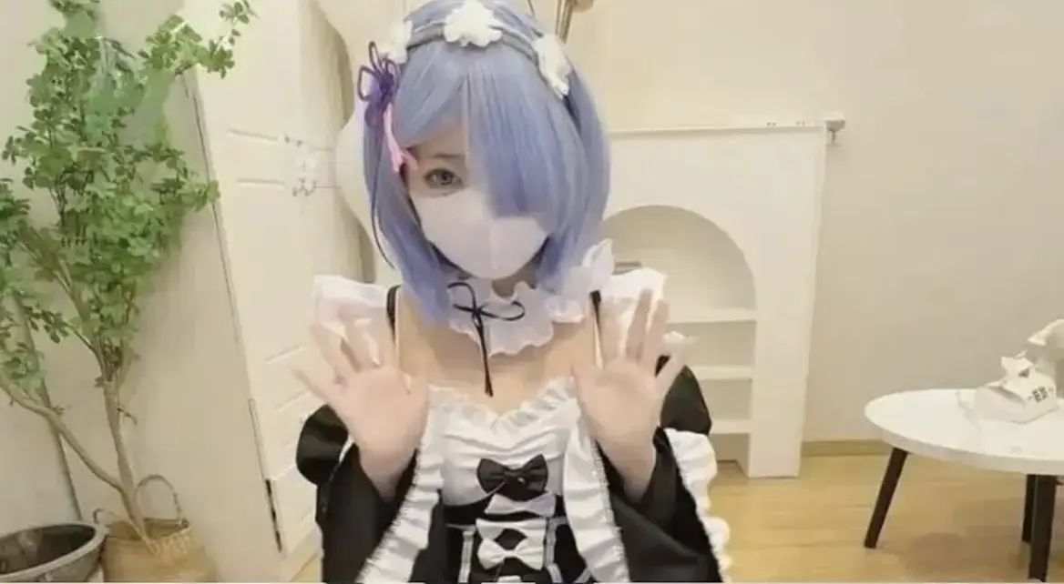 小欣奈vlog全季免费看完整版-神里绫华cosplay在线观看-1080P高清无广告画质-星空影院