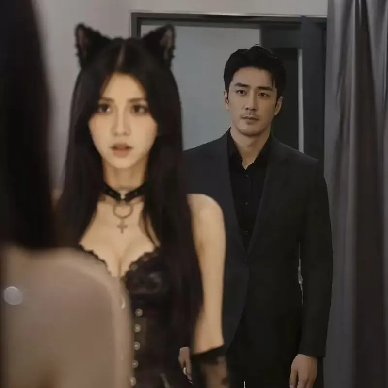《不能碰的猫耳女下属的秘密》AI短剧完整版合集-2026都市职场悬疑黑马全网刷屏-谜团探寻坚守底线反转追剧不能碰的猫耳女下属的秘密